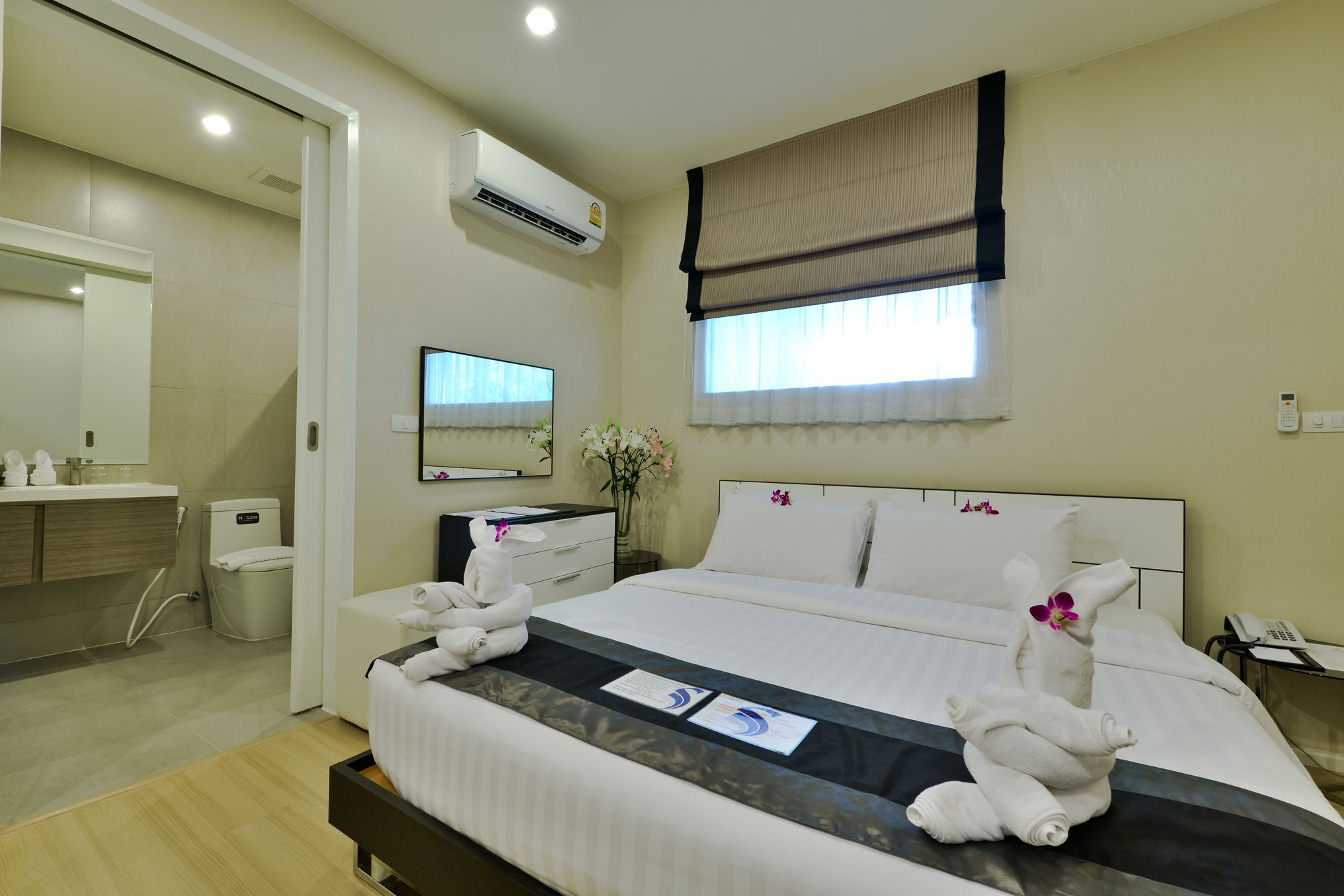 Icheck Inn Skyy Sukhumvit 1 Bangkok Ngoại thất bức ảnh